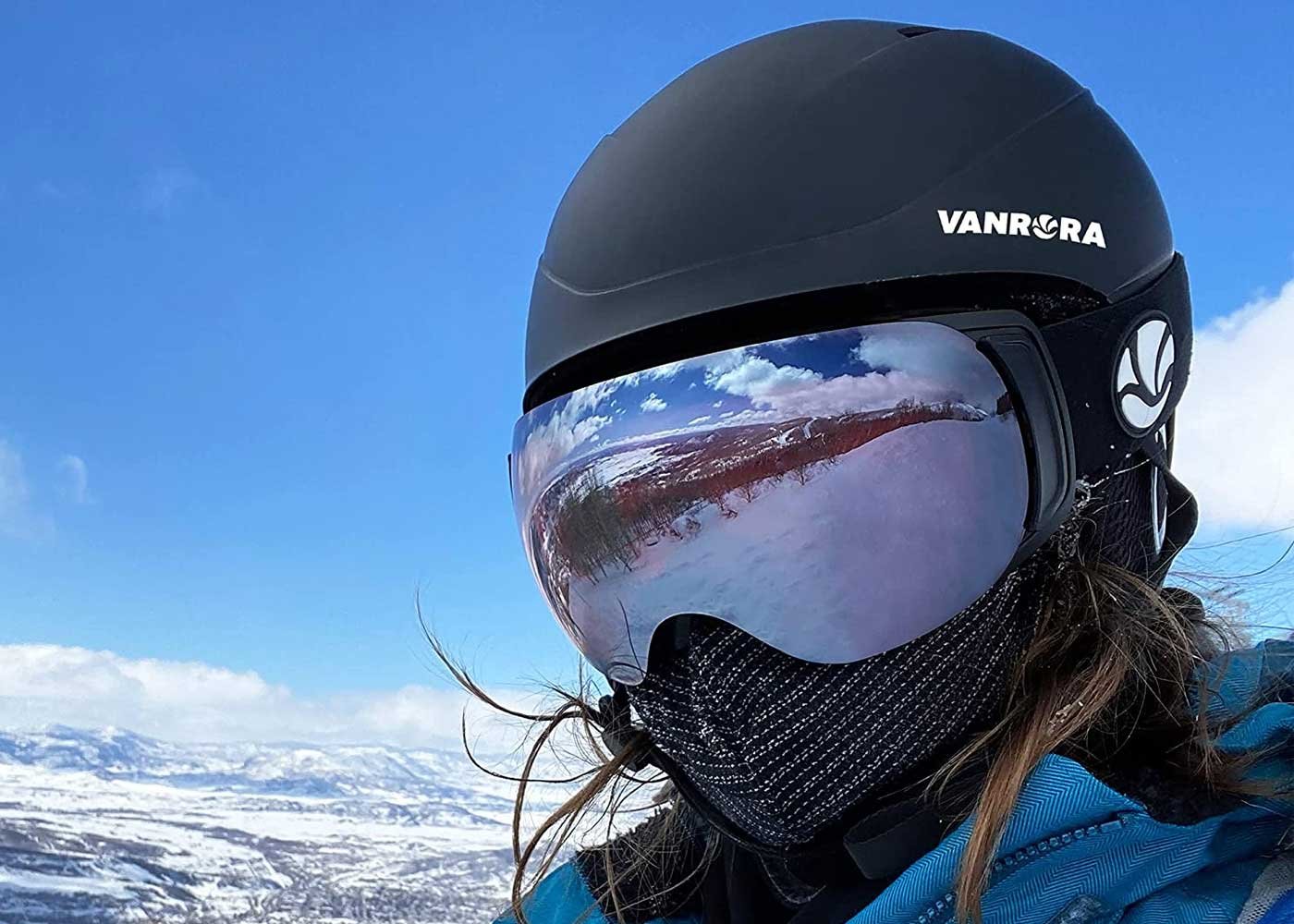 The 9 Best Snowboard Helmets Review and Buying Guide
