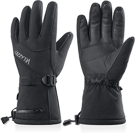 Best Snowboard Gloves— A Complete Buying Guide with Reviews