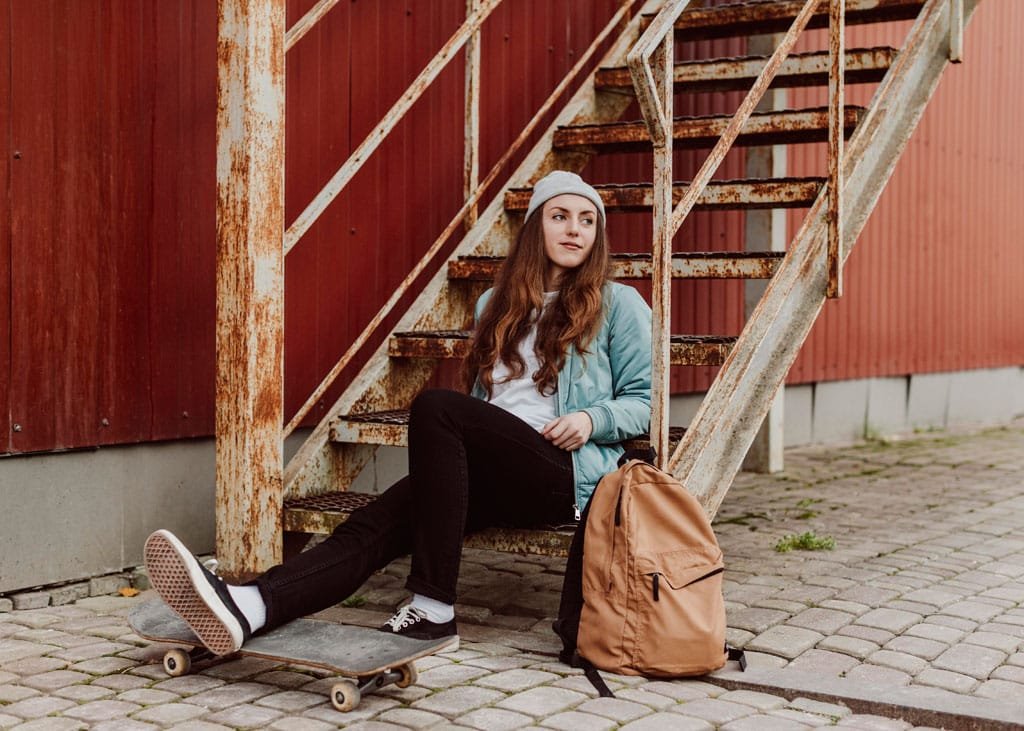 How to pack your laptop safely in a skate backpack